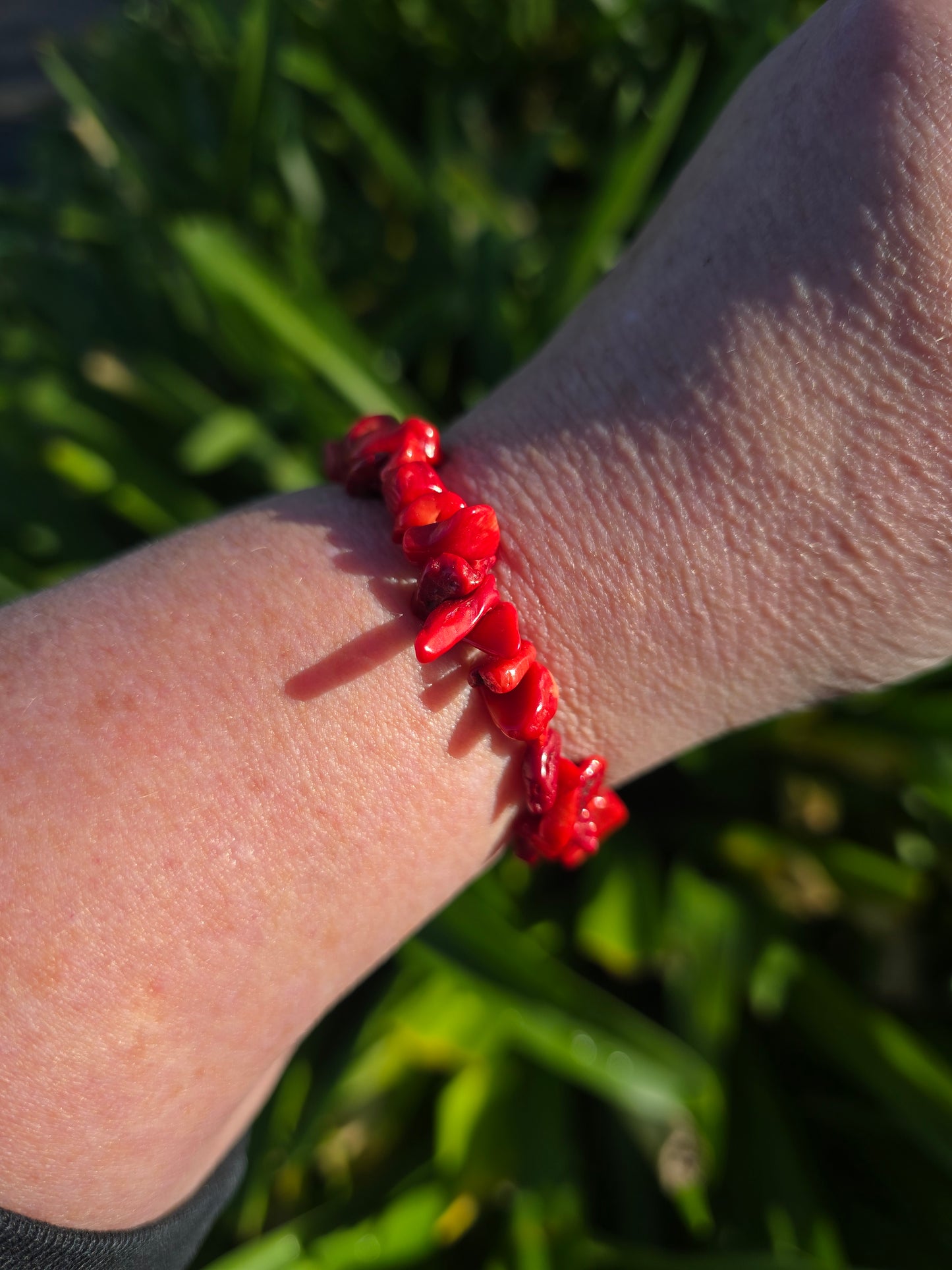 Red Coral | Crystal Chip Bracelet