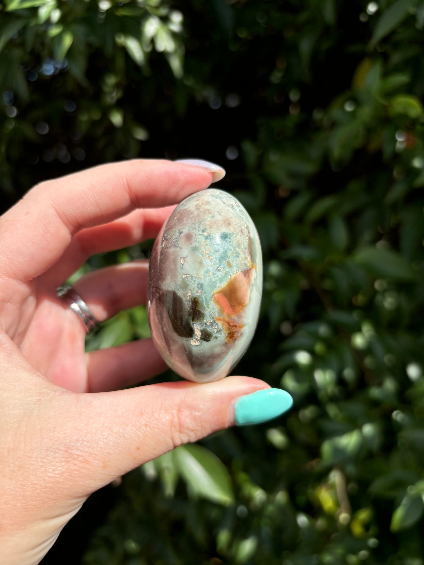 Polychrome Jasper Palm Stone H