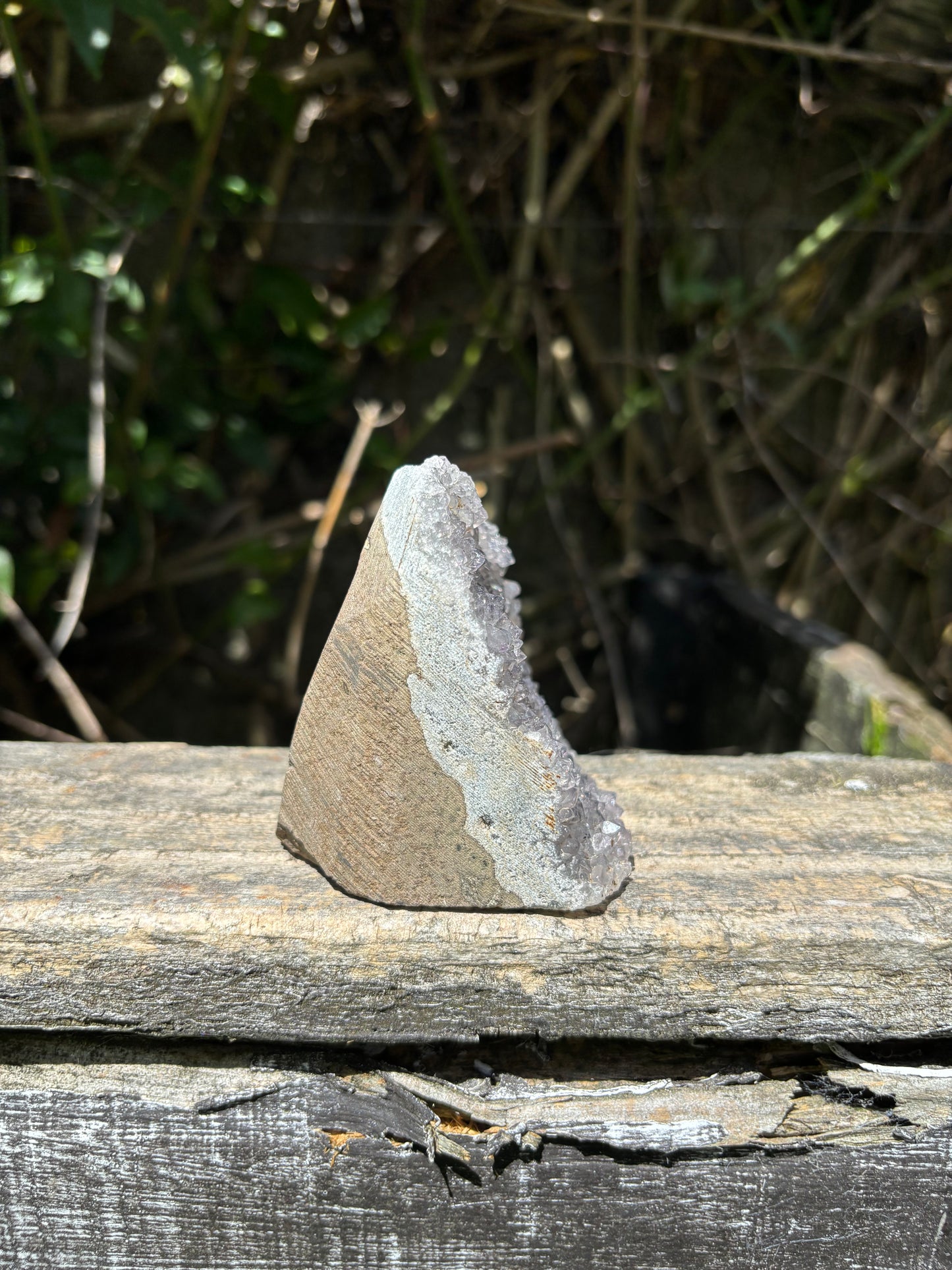 Amethyst Flat Base T