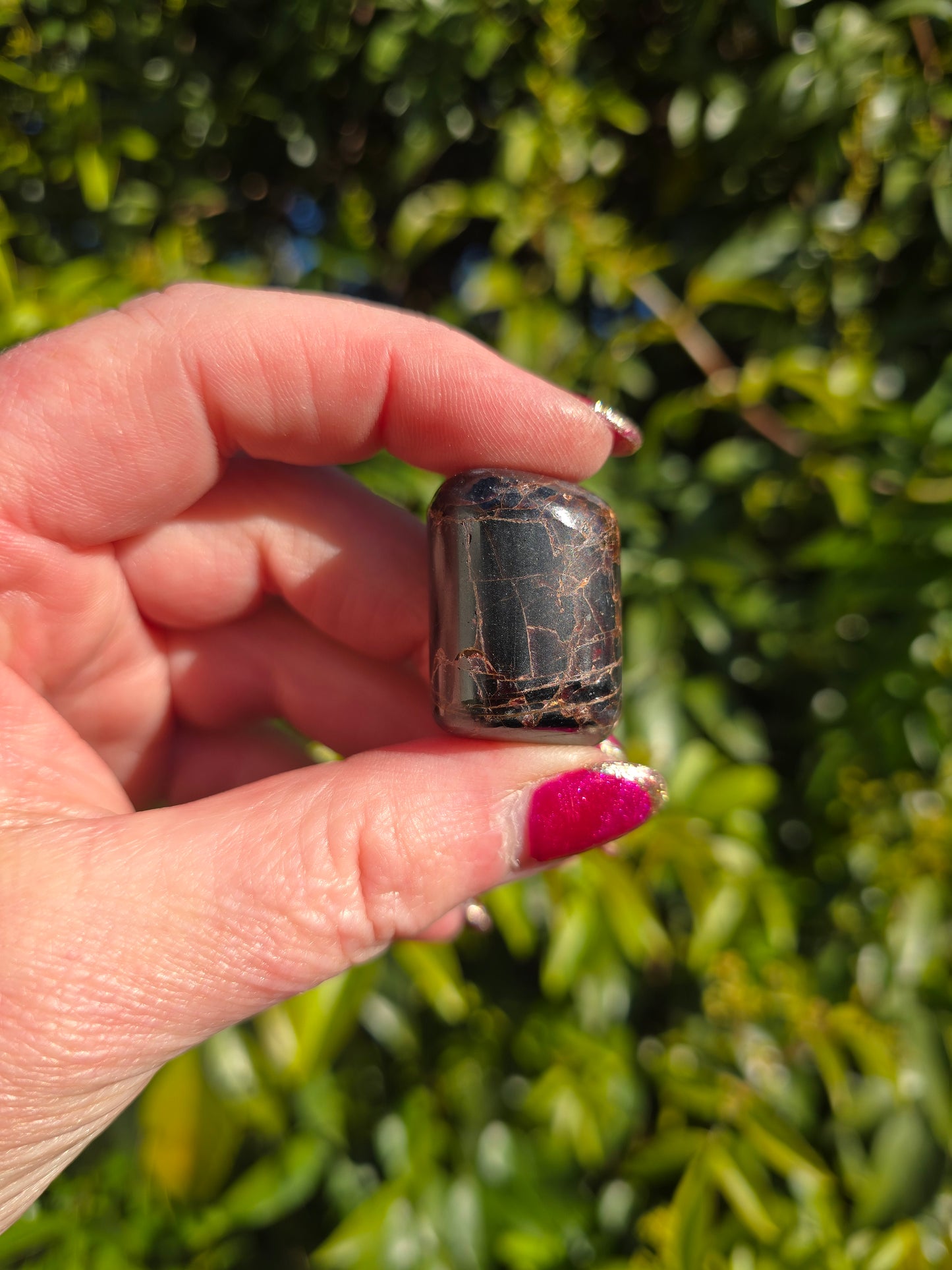 Garnet Tumbled Stone Large