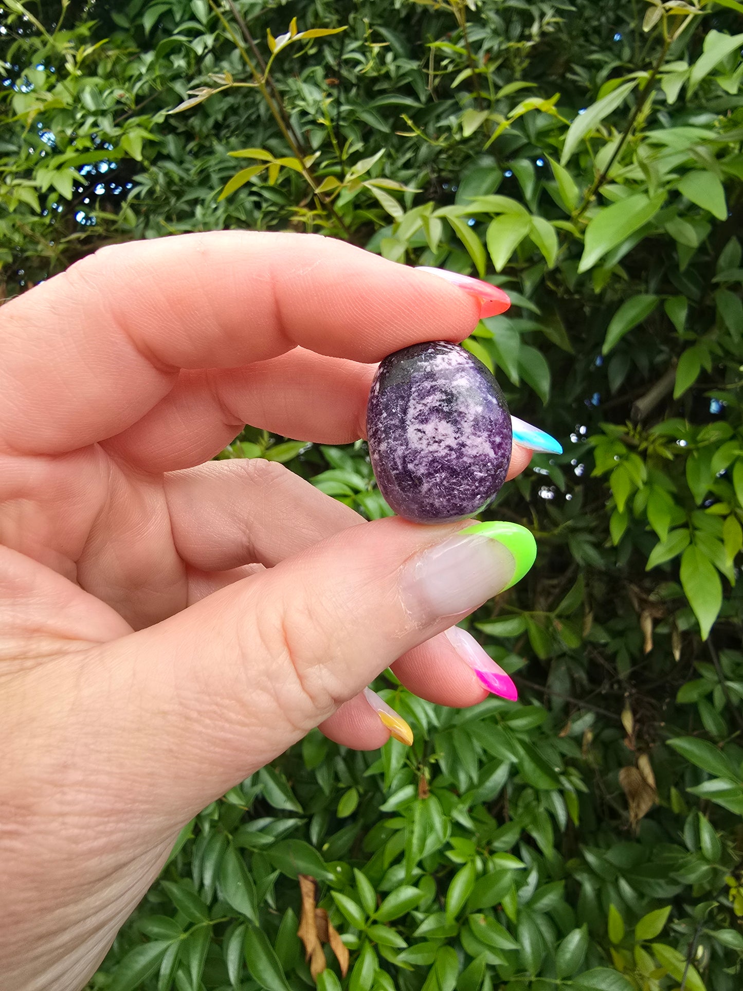 Kammererite Tumbled Stone