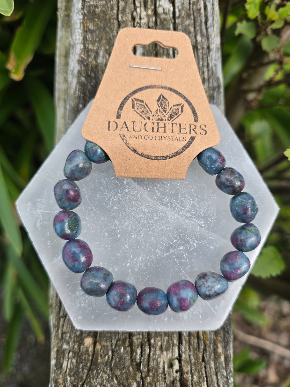 Ruby Kyanite | Nugget Bead Bracelet 10 mm