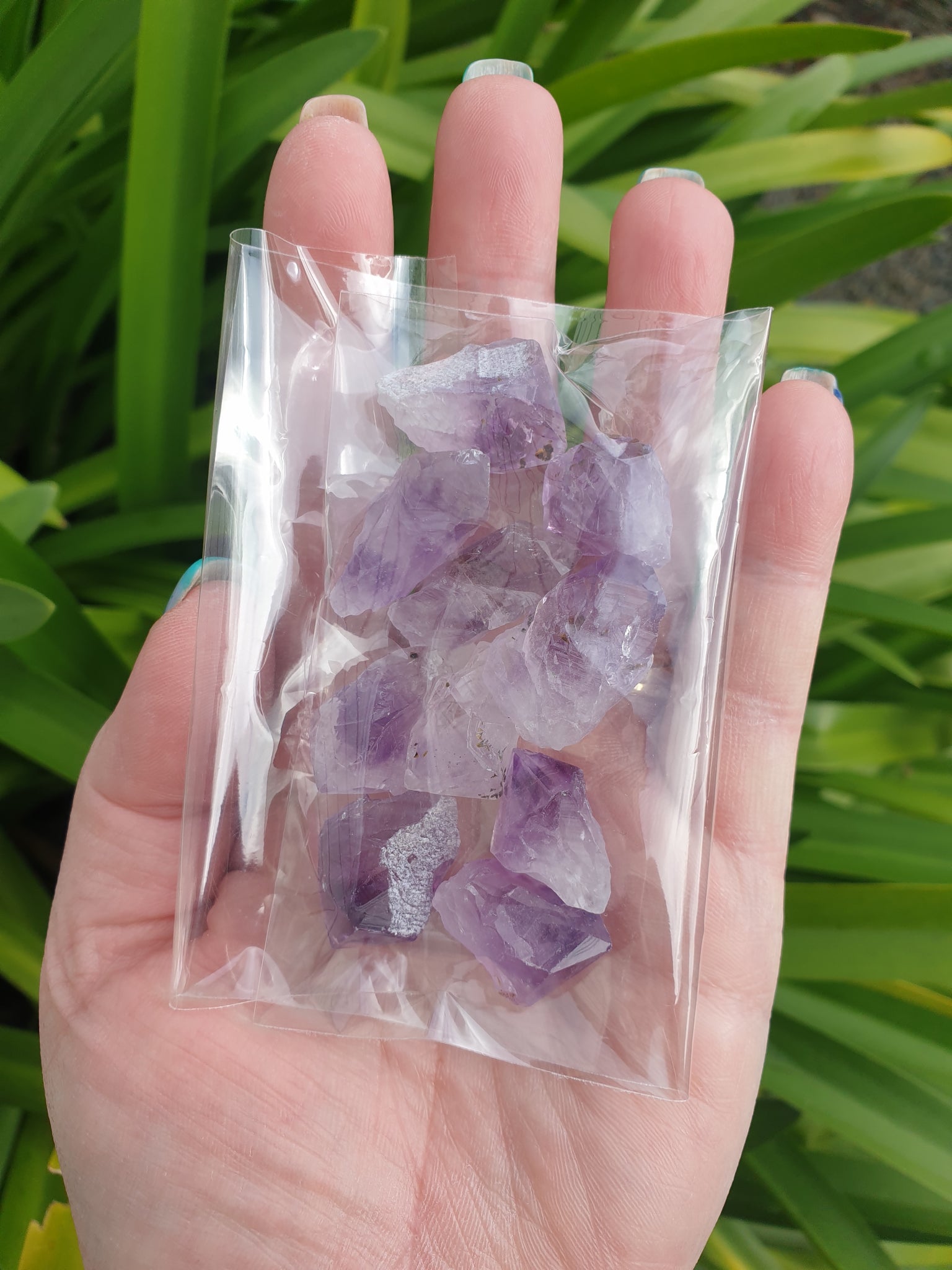 Amethyst Rough Point Small 10 Pack $20 Valued at $30