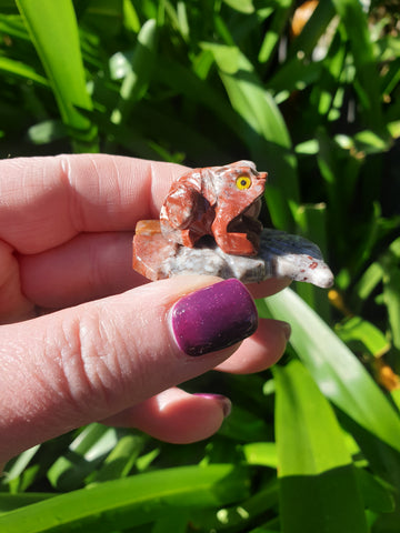 Frog on a Leaf Soapstone Animal