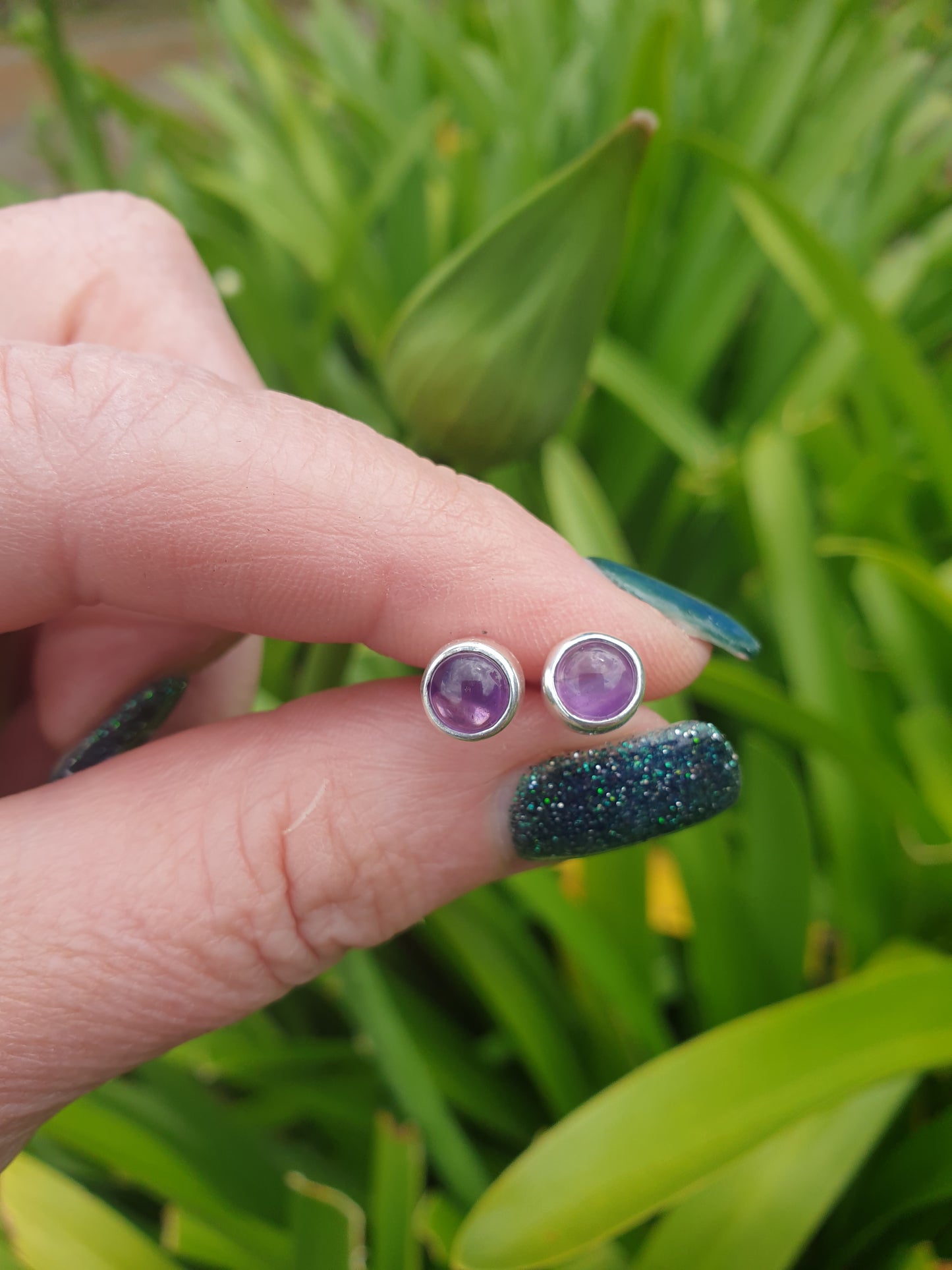 Amethyst | Polished Sterling Silver Round Stud Earrings 6mm
