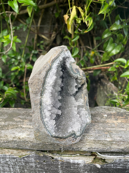 Amethyst Flat Base J