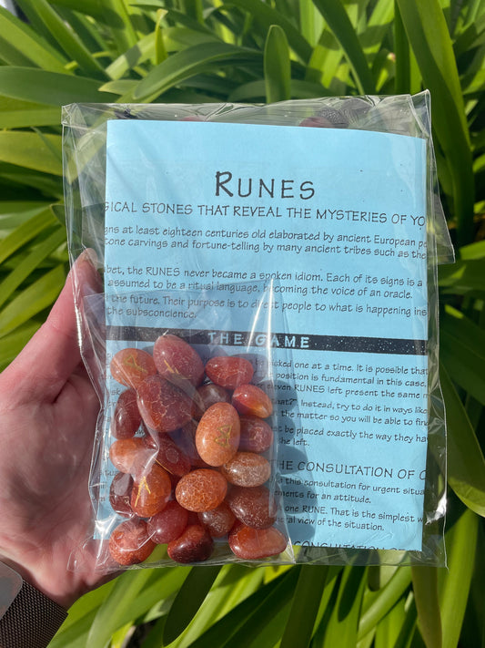 Carnelian Runes Set
