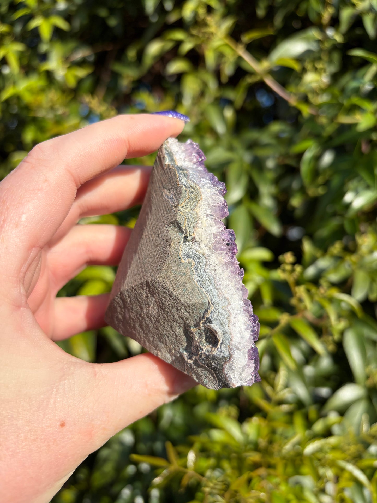 Amethyst Flat Base N
