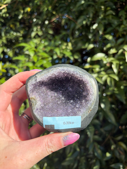 Amethyst Geode/Cave Flat Base B