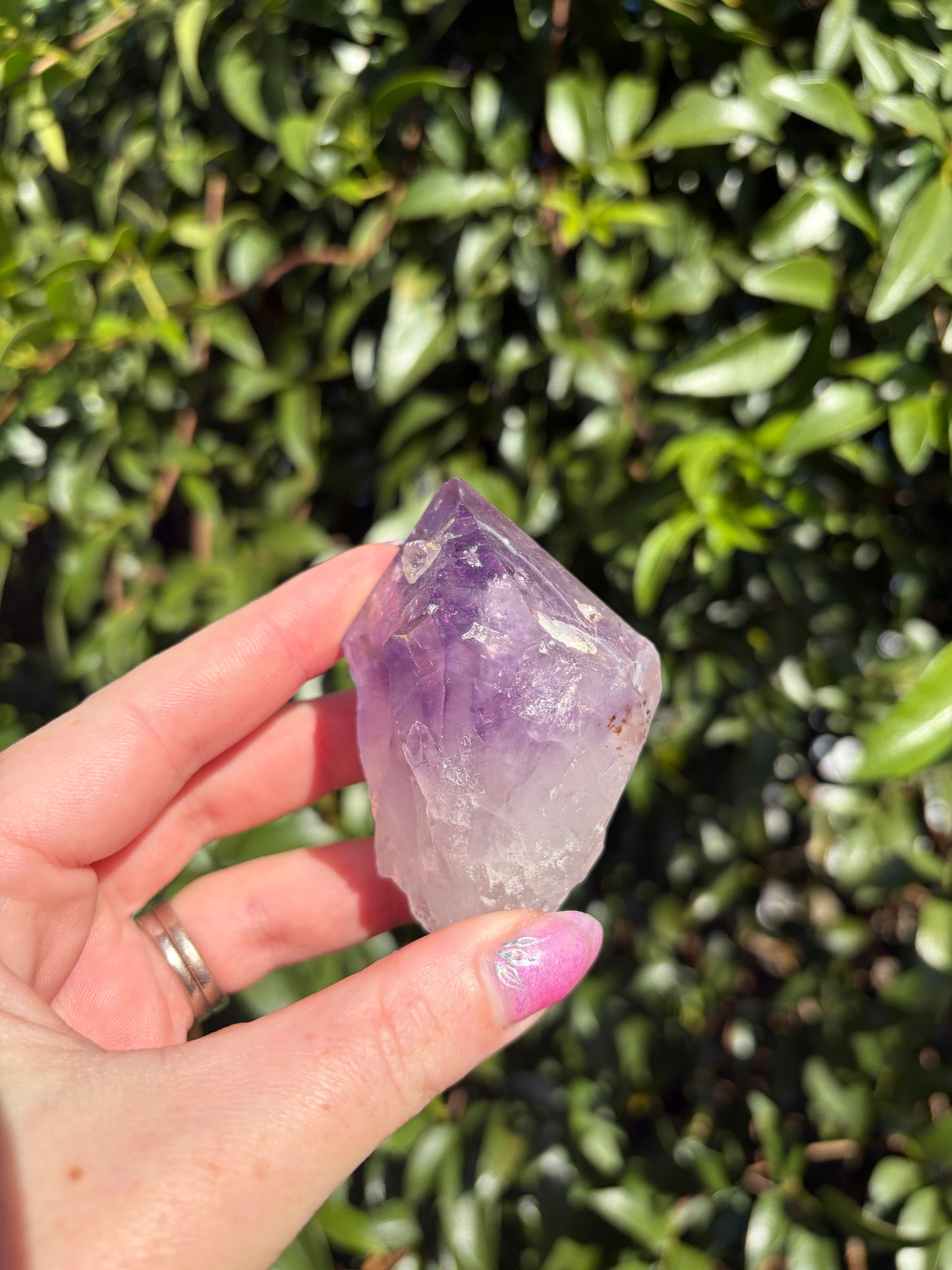 Amethyst Rough Point i
