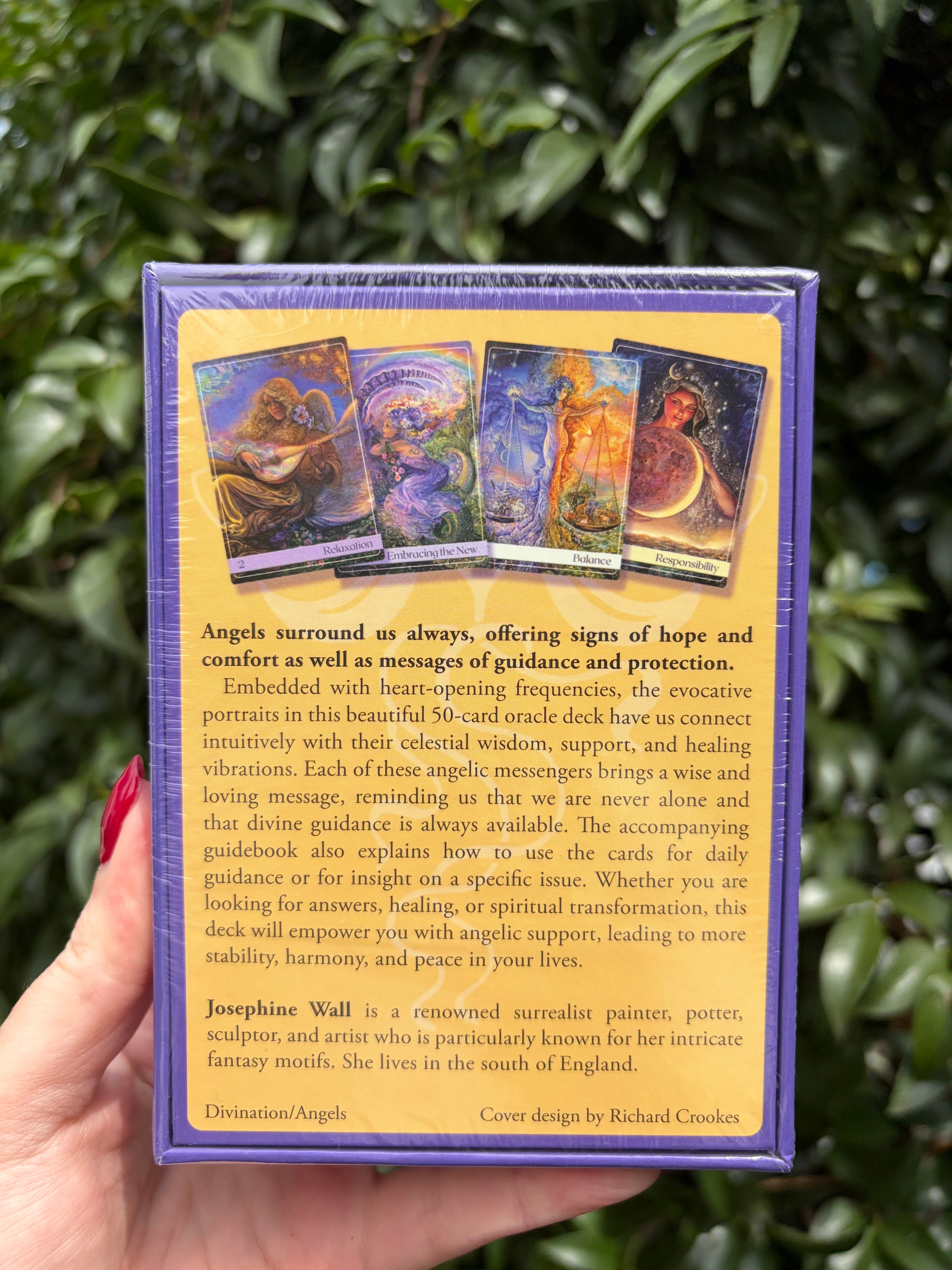 Angelic Vibrations Oracle Cards – Daughters And Co Crystals