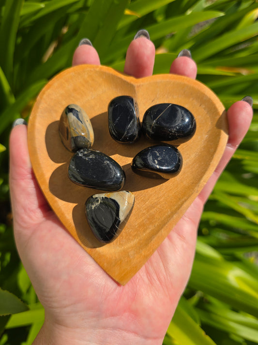 Black Onyx Small Tumbled Stone | A Grade