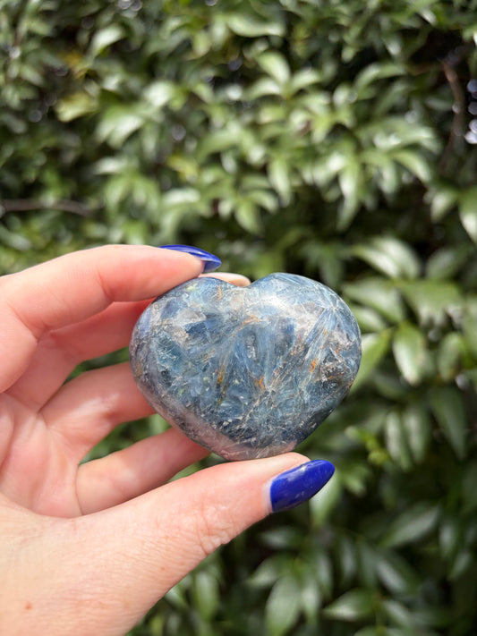 Blue Kyanite & Quartz Heart B