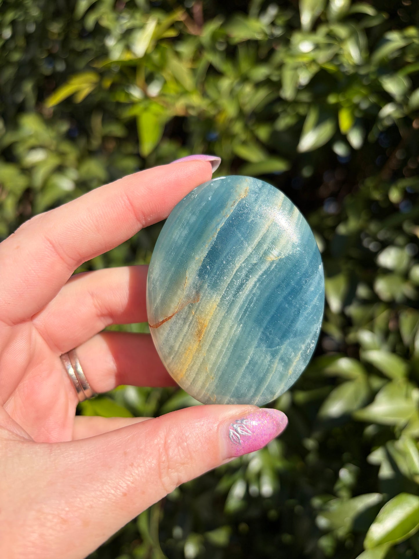 Blue Onyx Palm Stone D
