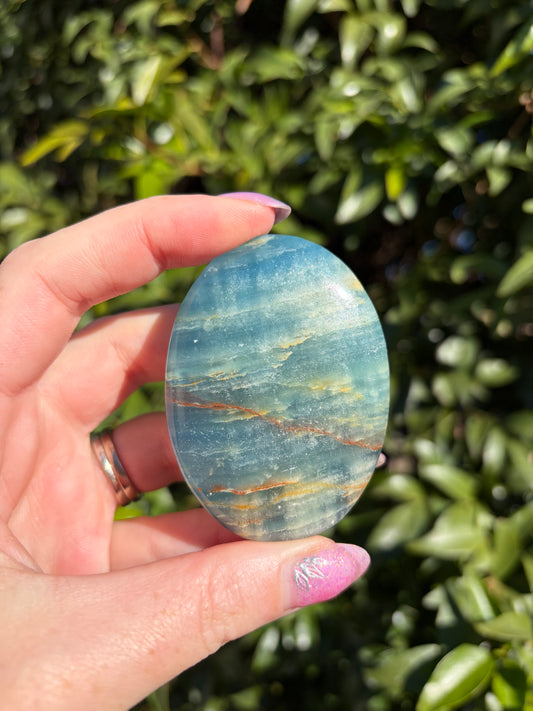 Blue Onyx Palm Stone F