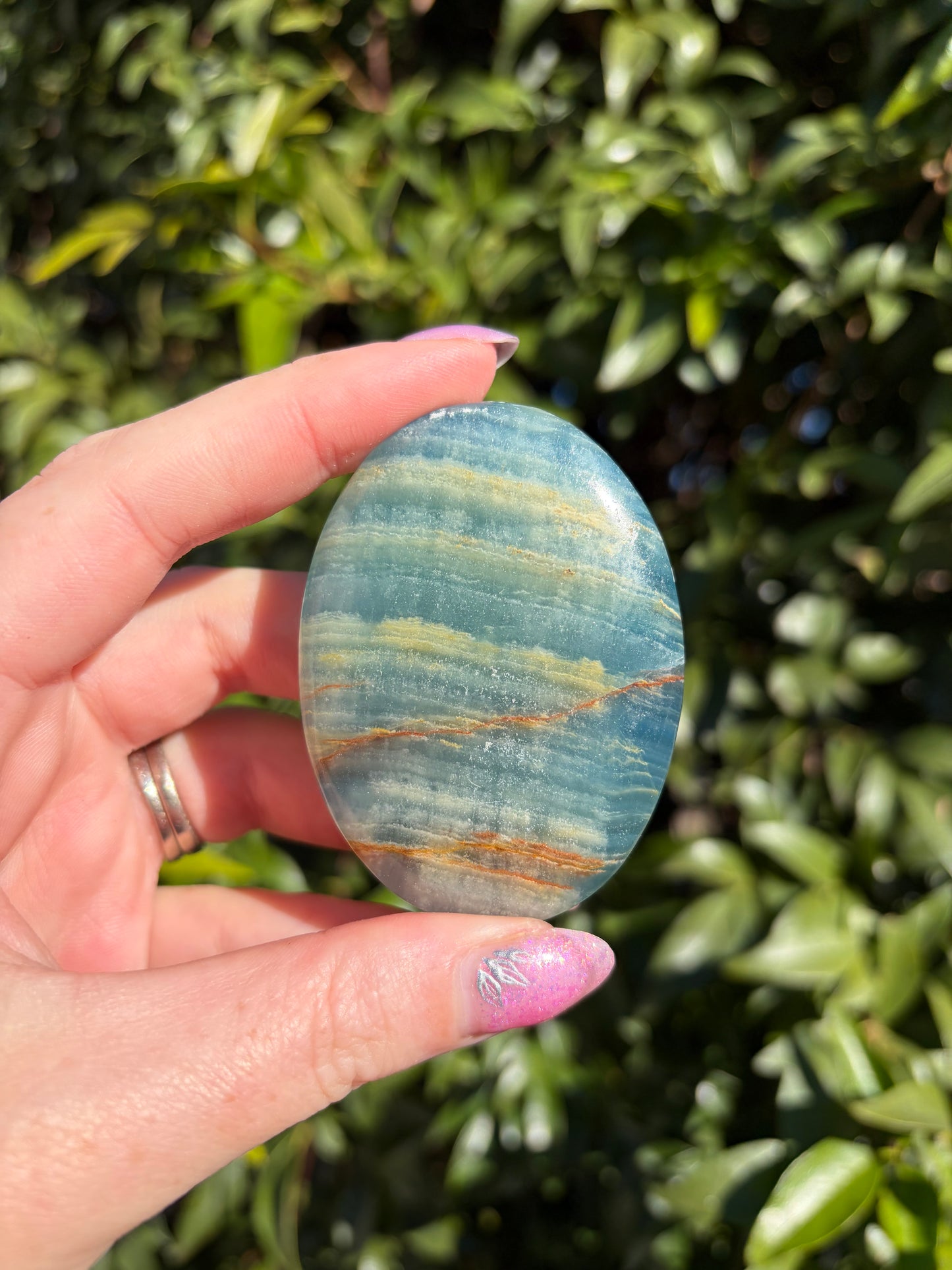 Blue Onyx Palm Stone F