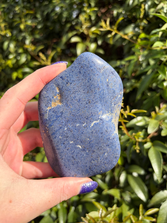 Blue Quartz Large Tumbled Stone C