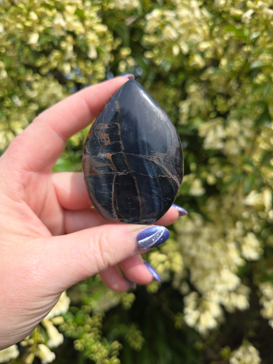 Blue Tigers Eye Flame H