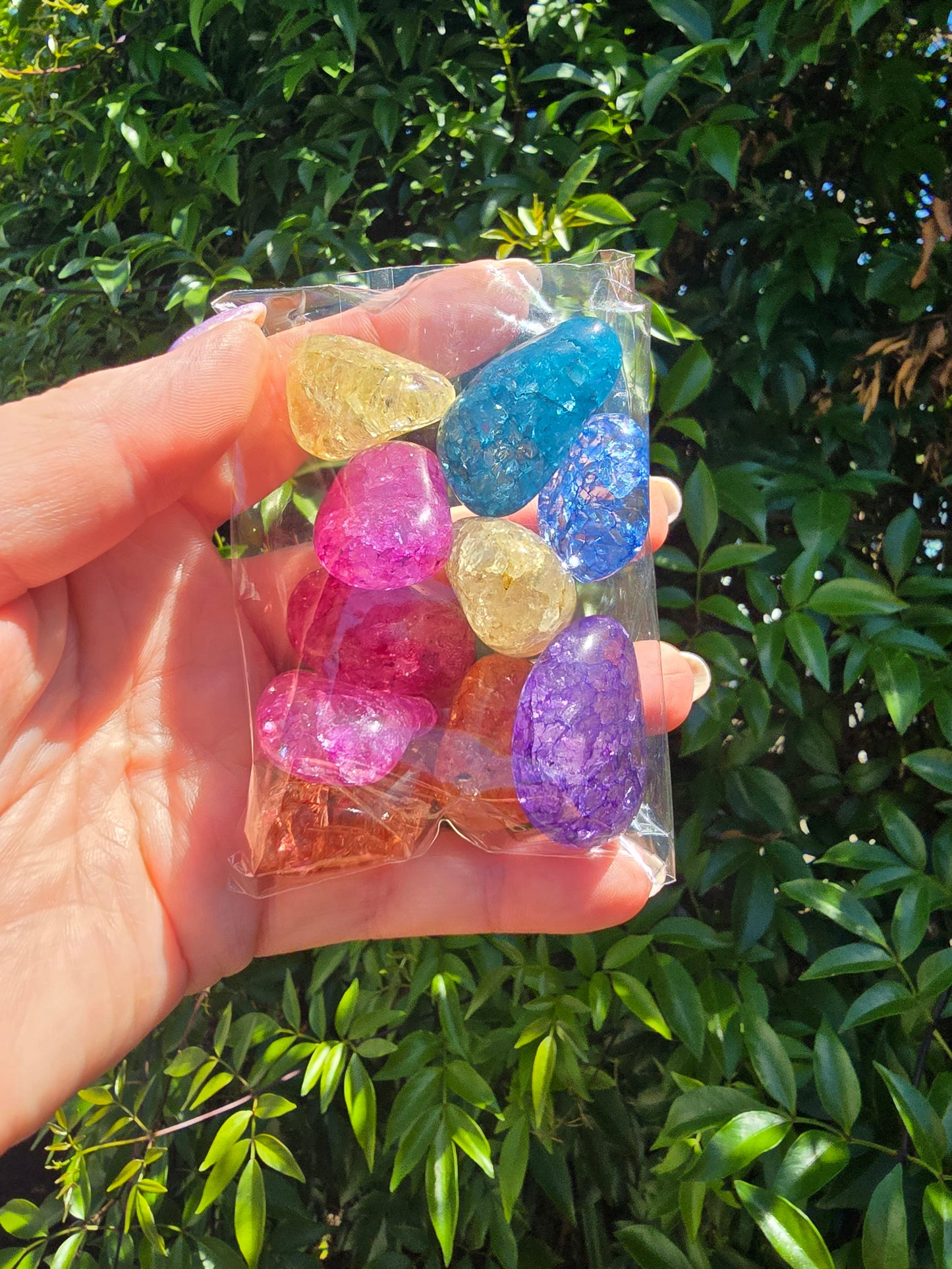 Crackle Coloured Quartz Tumbled Stone 10 Pack Valued at $30