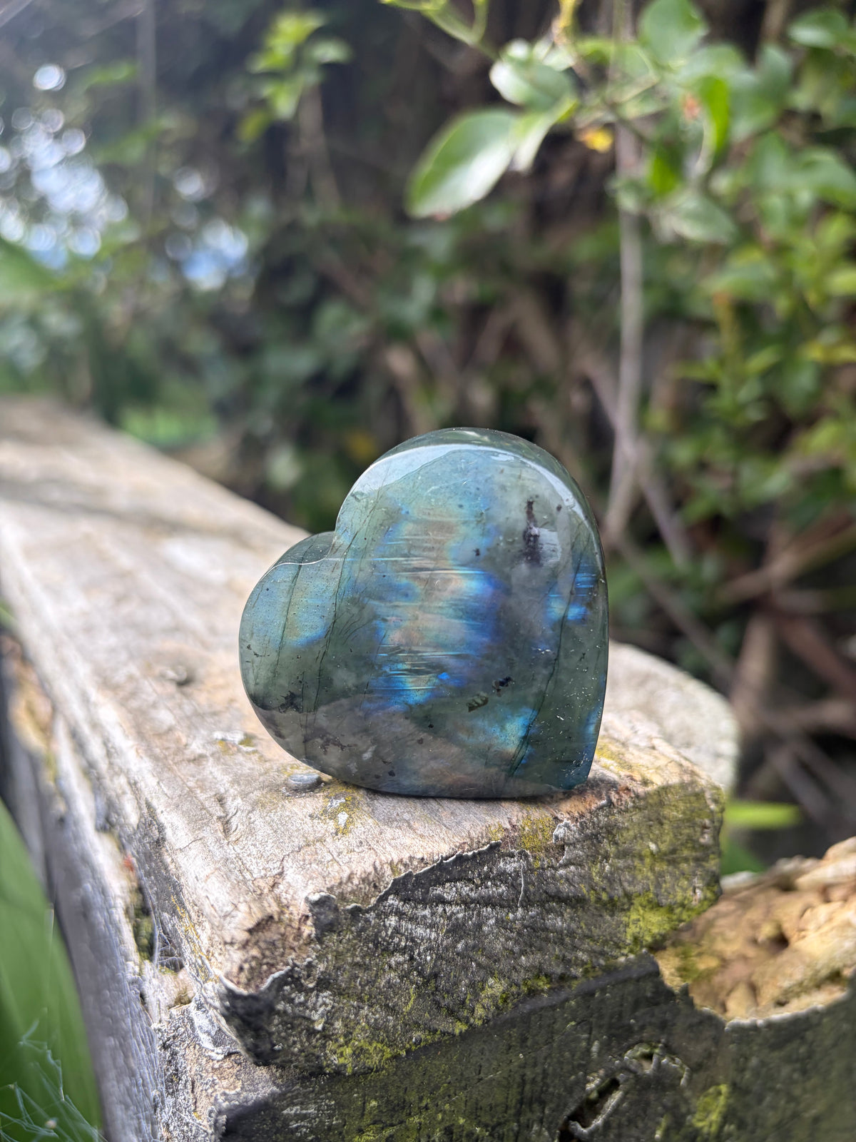 Labradorite Self Standing Heart E
