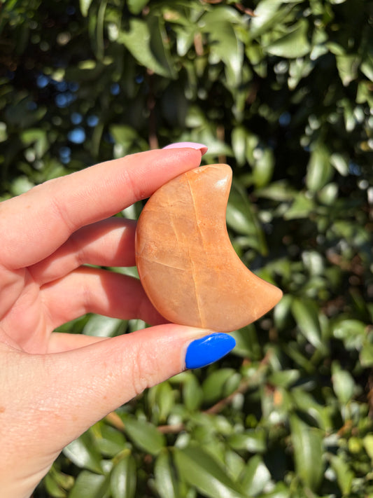 Peach Moonstone Self Standing Moon B
