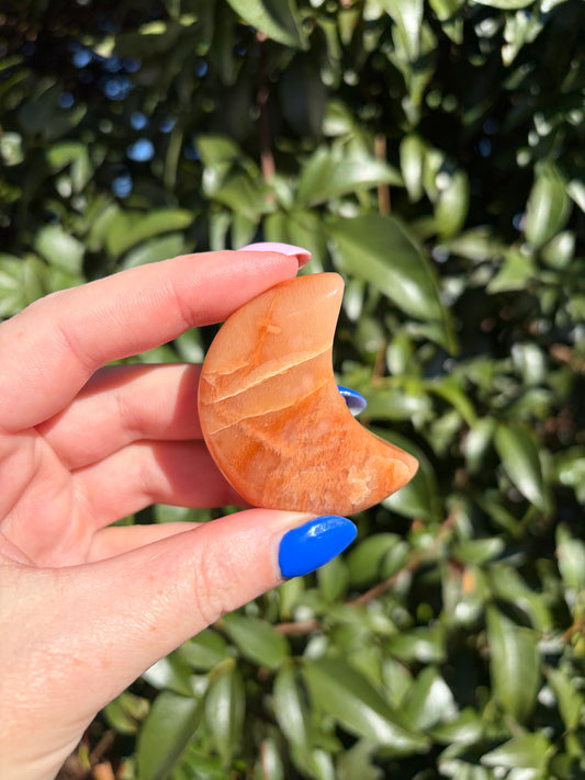 Peach Moonstone Self Standing Moon D
