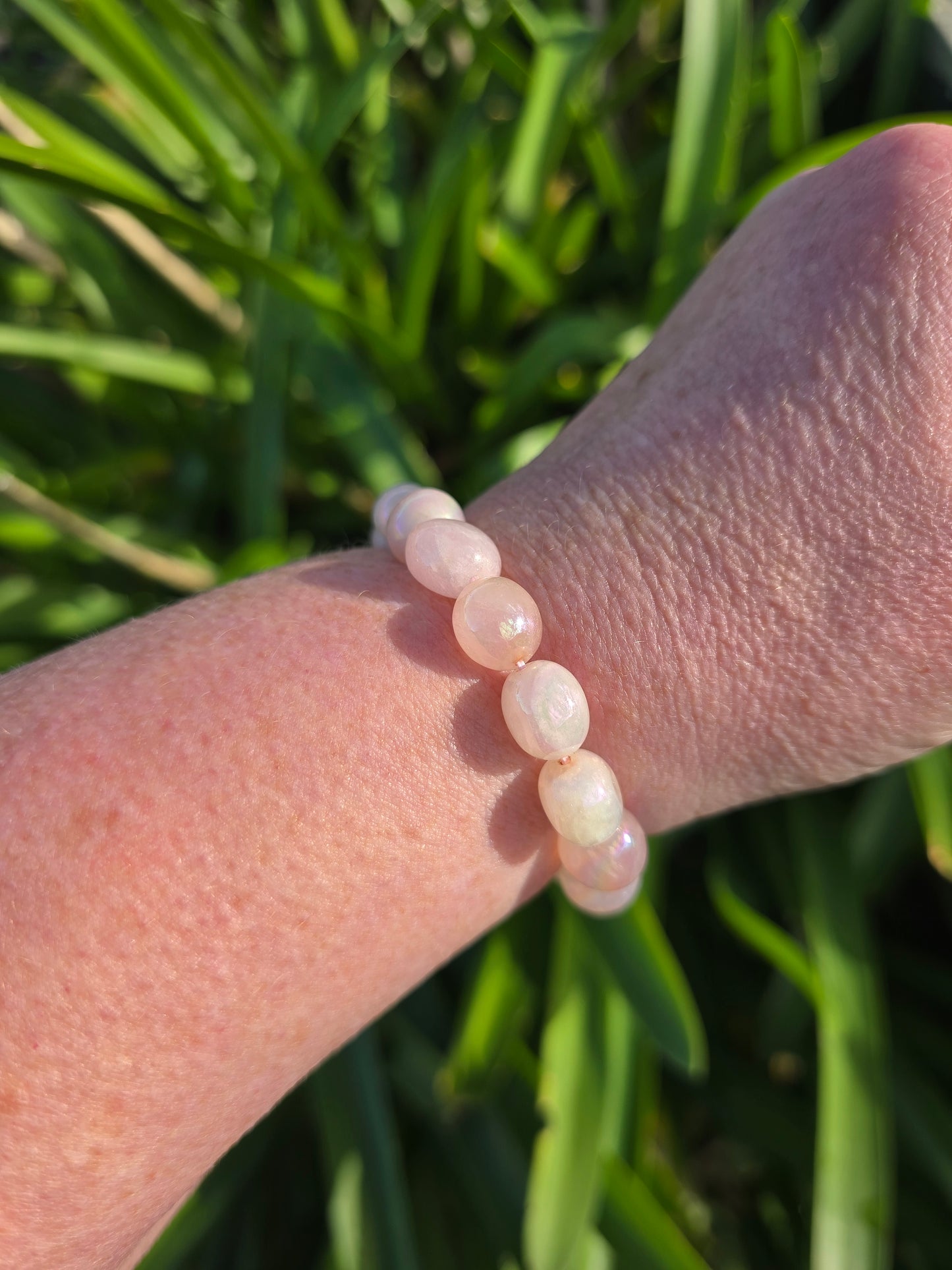 Rose Aura | Nugget Bead Bracelet 10 mm