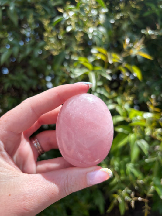 Rose Quartz Palm Stone E