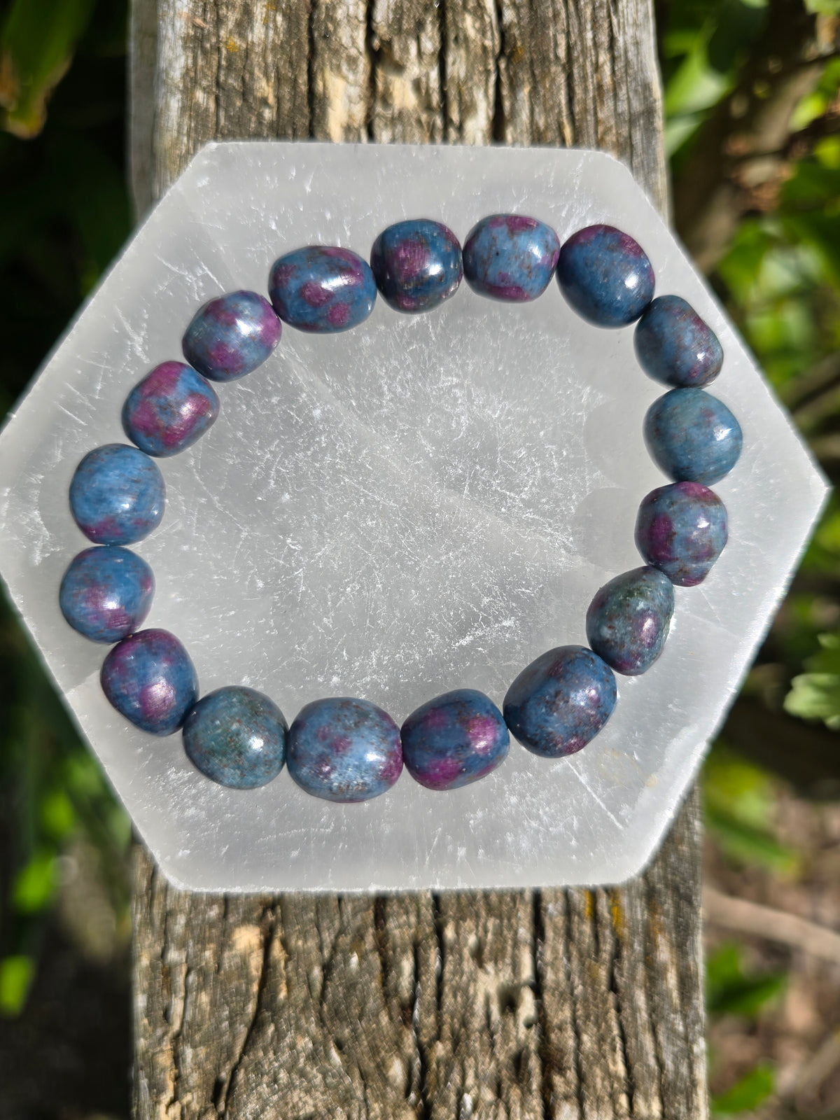 Ruby Kyanite | Nugget Bead Bracelet 10 mm