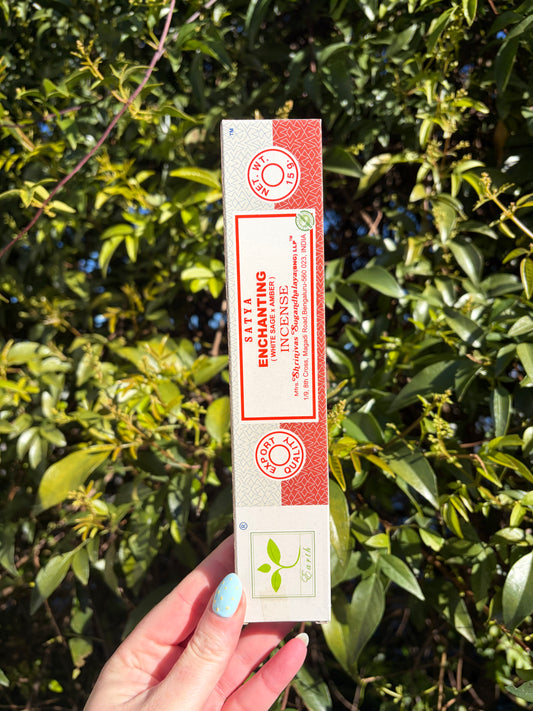 Enchanting | White Sage & Amber Incense Sticks