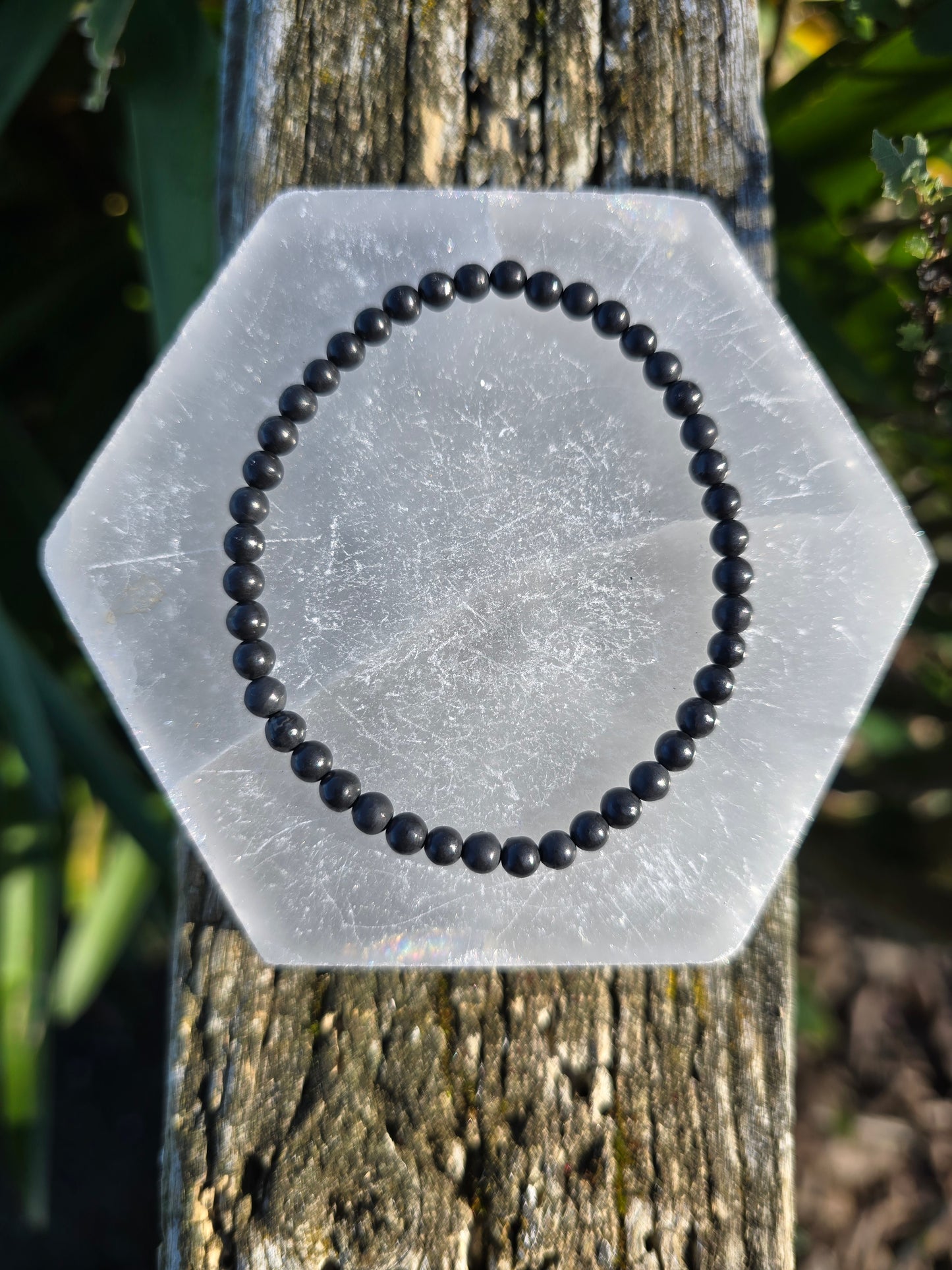 Shungite | Round Bead Bracelet 4 mm