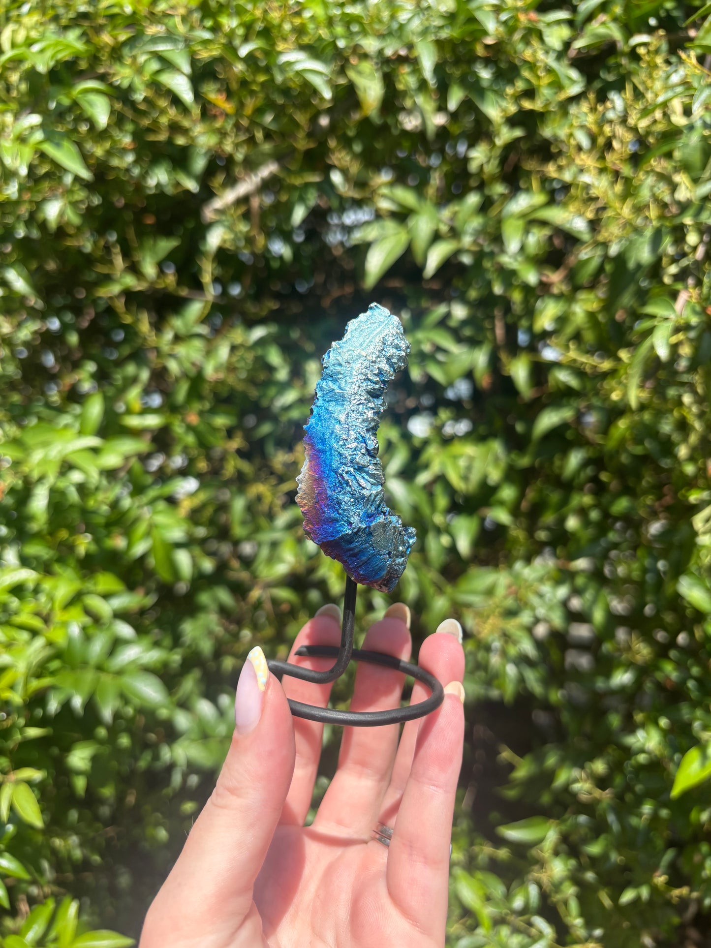 Titanium Aura Quartz Cluster On Metal Stand C