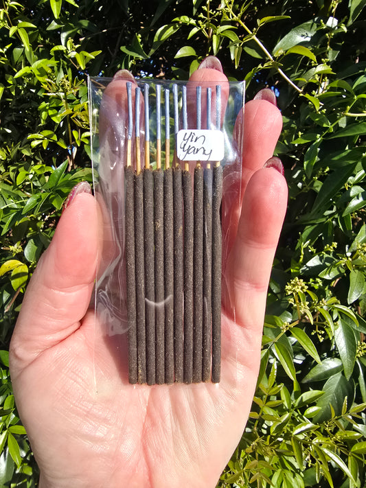 Yin Yang | Wild Berry Incense x10 sticks