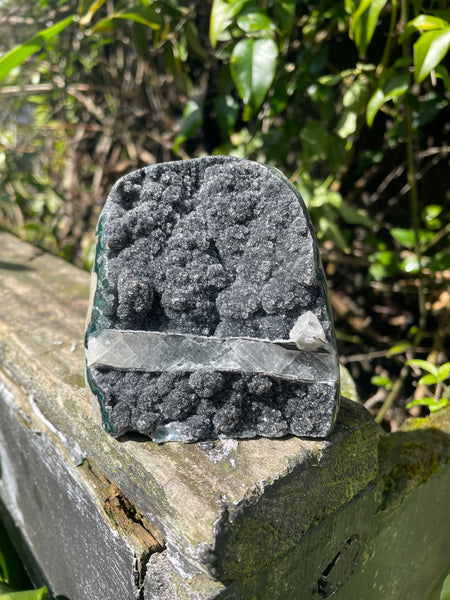 Black Amethyst Flat Base D